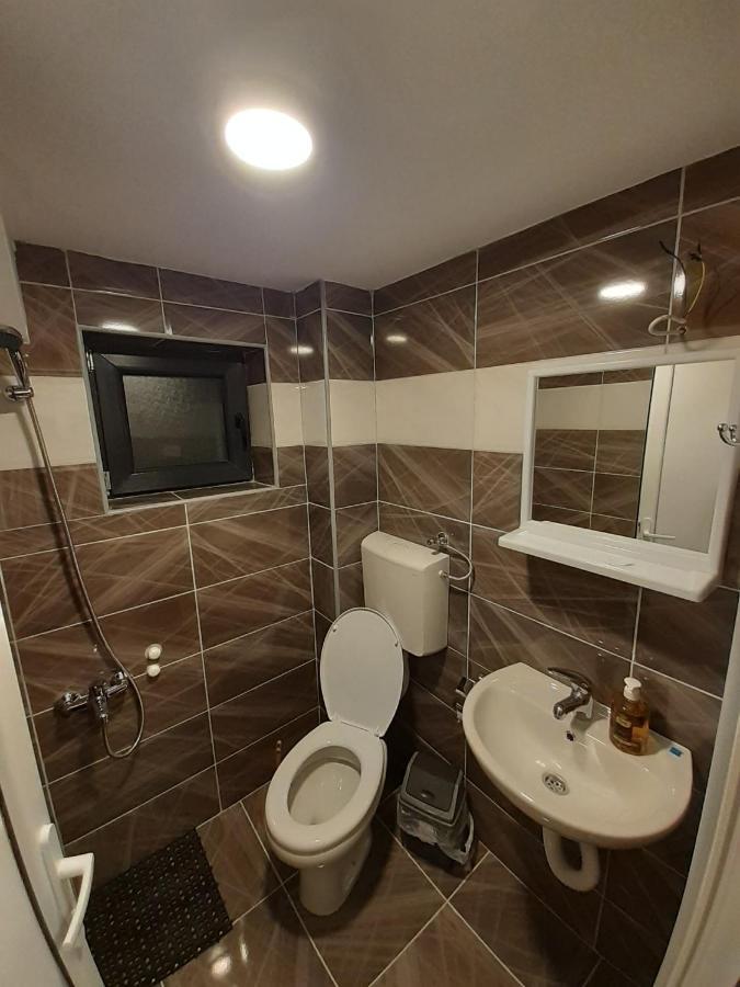 Bed and Breakfast Std Cvetkovic Crni Vrh Екстер'єр фото