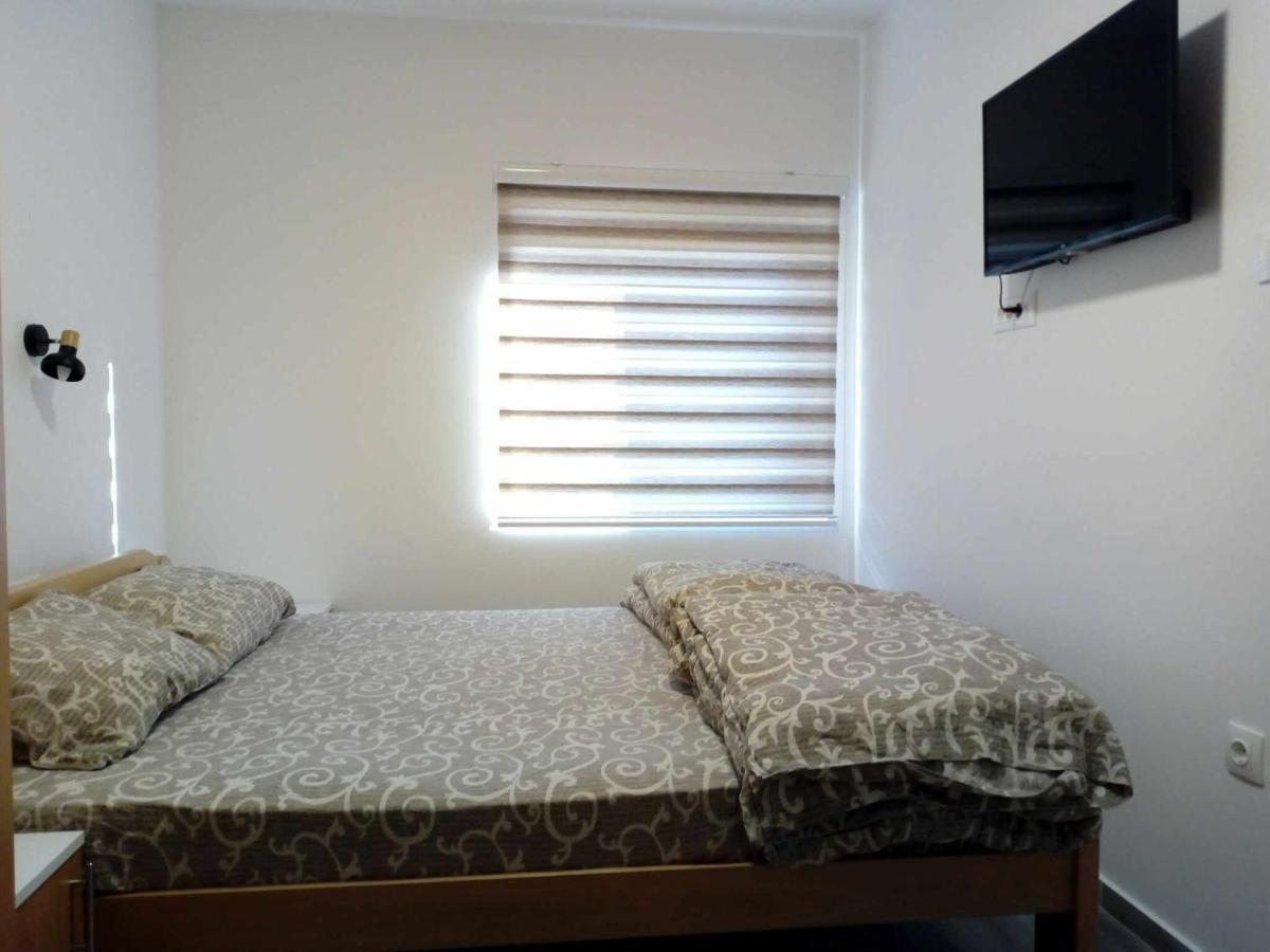 Bed and Breakfast Std Cvetkovic Crni Vrh Екстер'єр фото